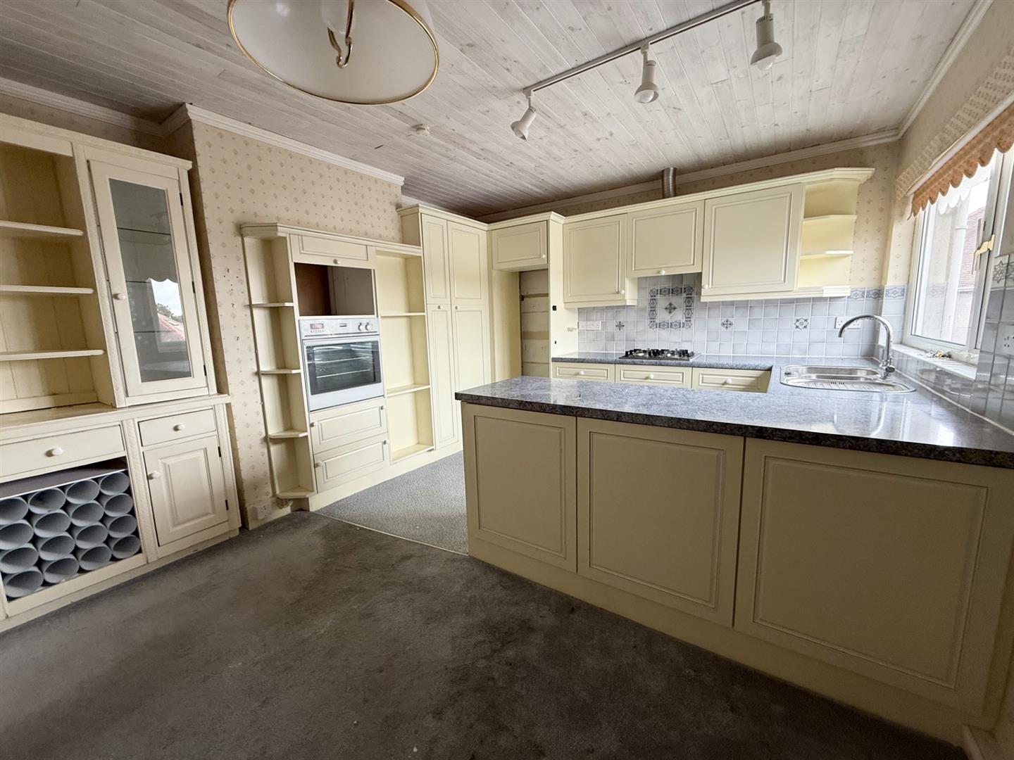 Wimmerfield Avenue, Killay, Swansea, SA2 7BZ